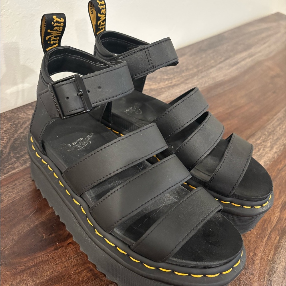 Dr Marten Quad Blaire Black Leather Sandals Sz 6
